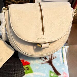 Alco Azalea Lether Saddle Crossbody Bag Stone Color